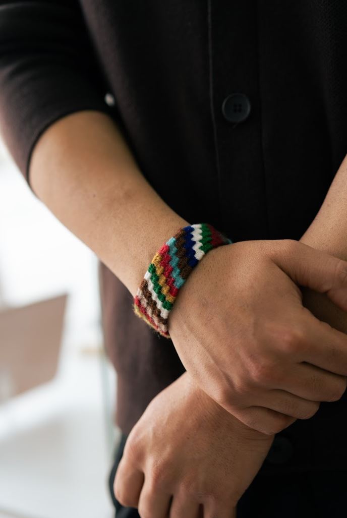 Su Yolu Bordür Motifli El Dokuması Kilim Bileklik – Çok Renkli