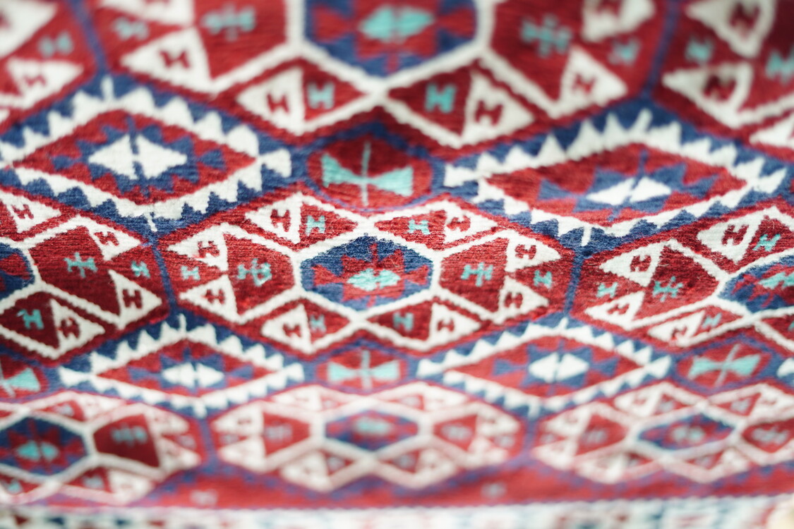 Akrep Motifli Kilim