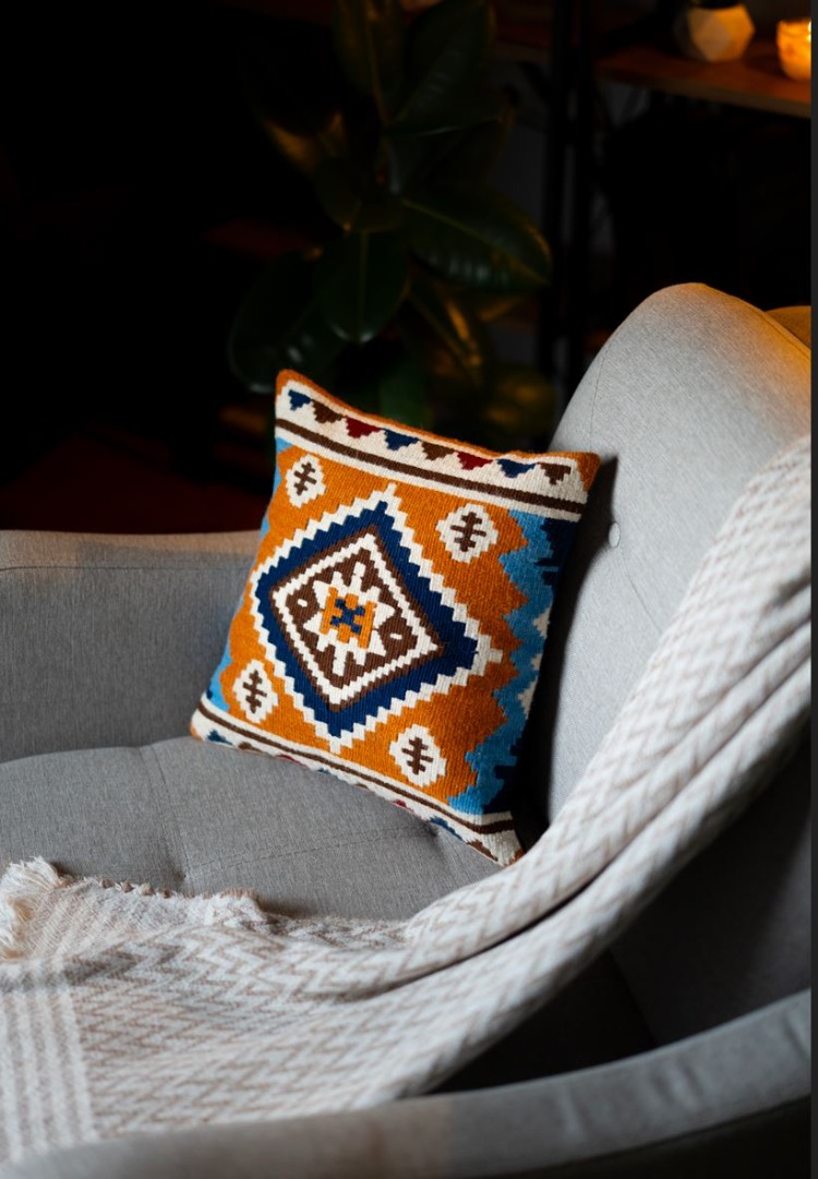 Hasat Derleme El Dokuması Kilim Yastık Kılıfı