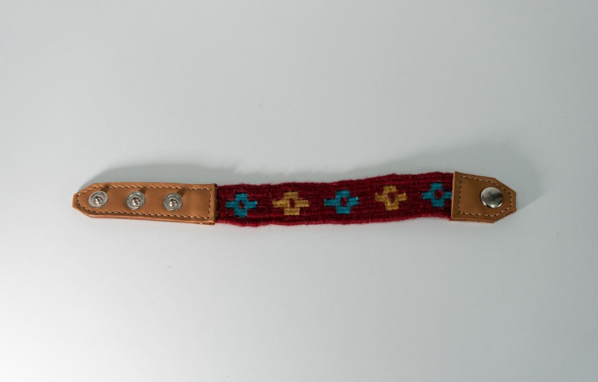 Göz Motifli El Dokuması Kilim Bileklik – Bordo