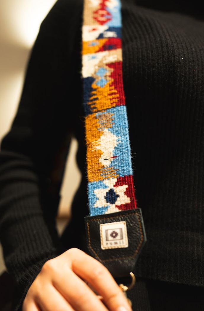 Aşiret Derleme Desenli El Dokuması Kilim Askı