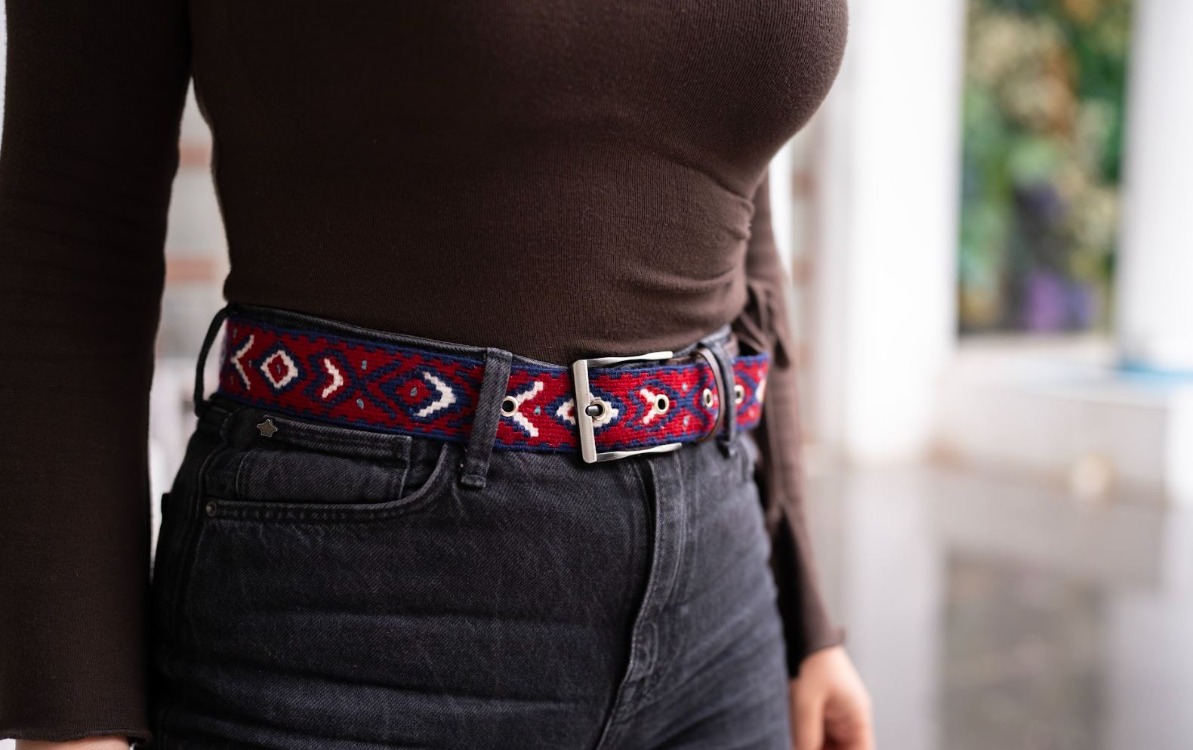 Göz-Taç Motifli El Dokuması Kilim Kemer – Bordo & Lacivert (105 cm) | XS–L Uyumlu