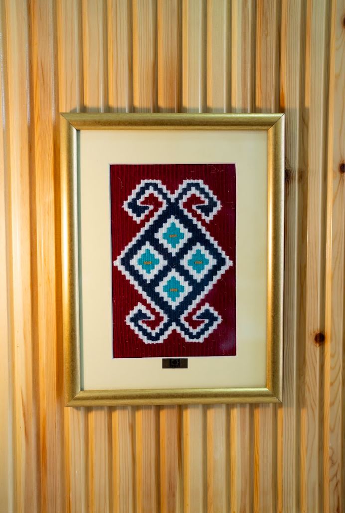 Akrep Motifli El Dokuması Kilim Tablo