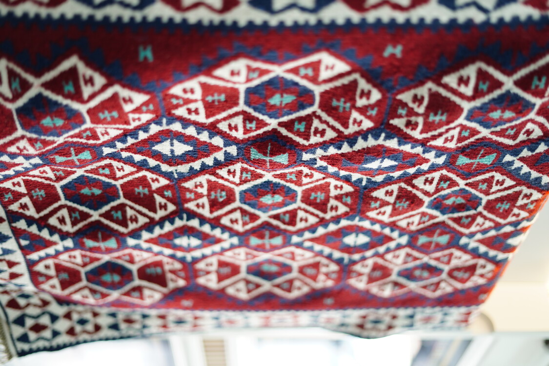 Akrep Motifli Kilim