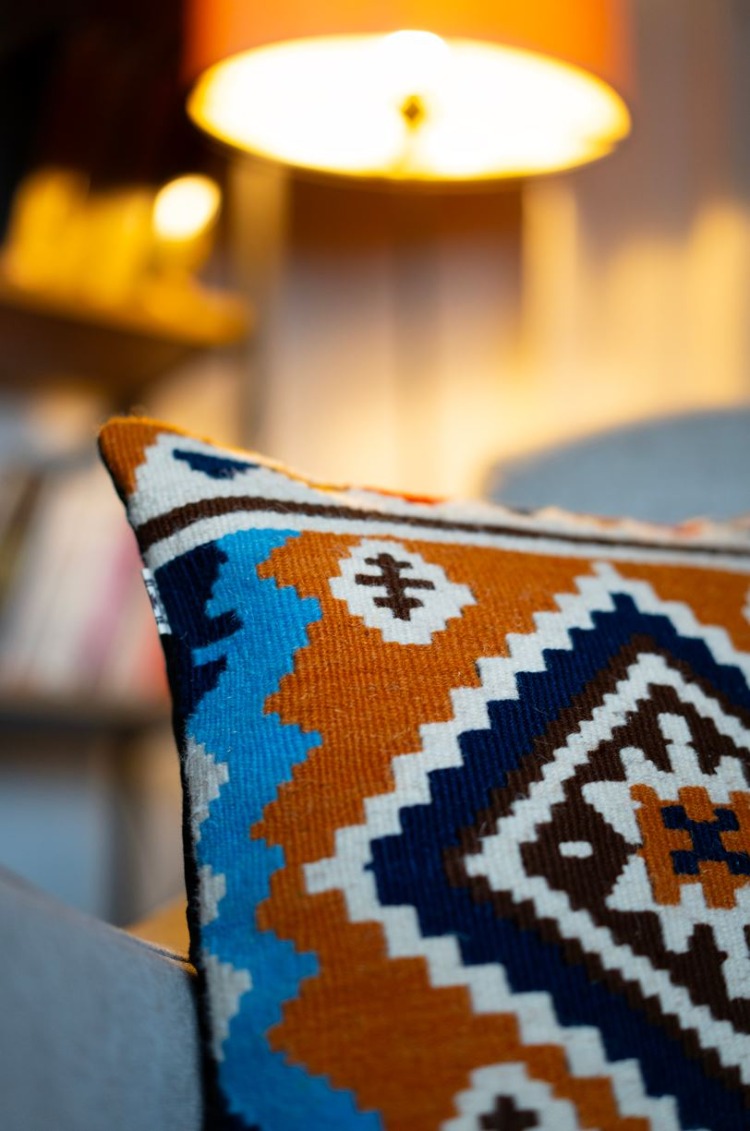 Hasat Derleme El Dokuması Kilim Yastık Kılıfı