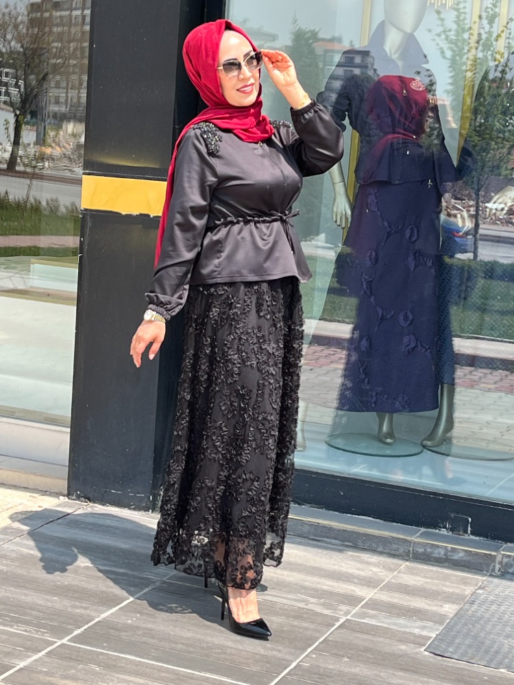 SELİNADA GÜPÜRLÜ ETEKLİ TAKIM