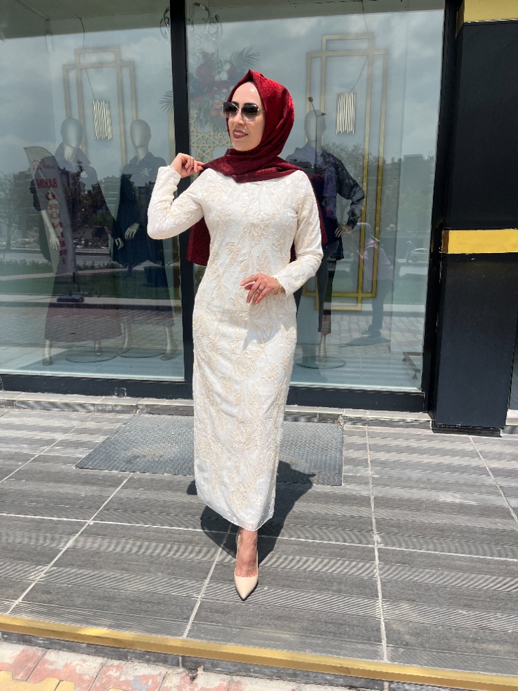 SELİNADA TAŞ DETAYLI ELBİSE