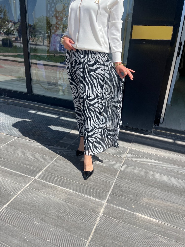 2K GİYİM ZEBRA DESENLİ ŞİFON ETEK