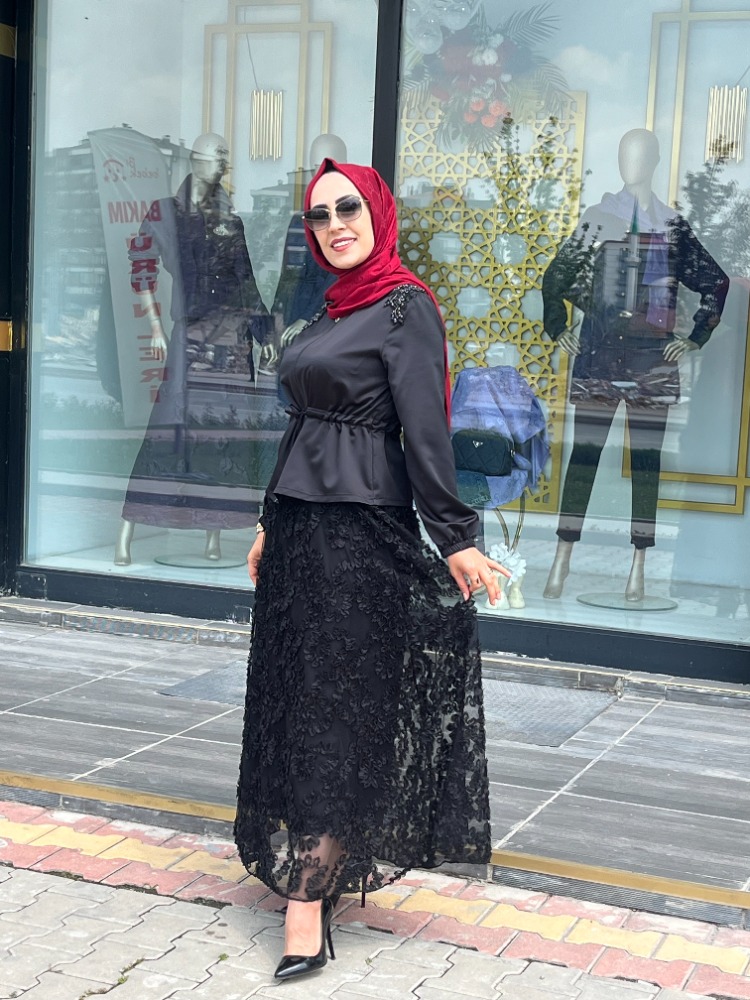 SELİNADA GÜPÜRLÜ ETEKLİ TAKIM