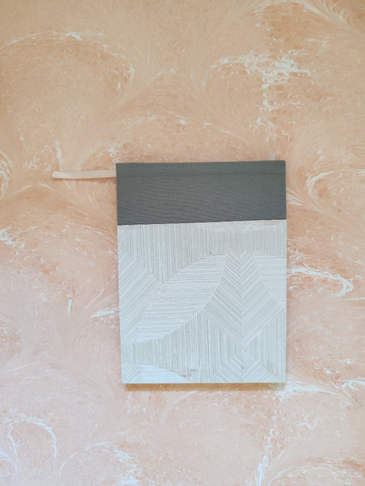Geometrik Sketchbook No. 3 (A Fold-Back) \wabi-sabi