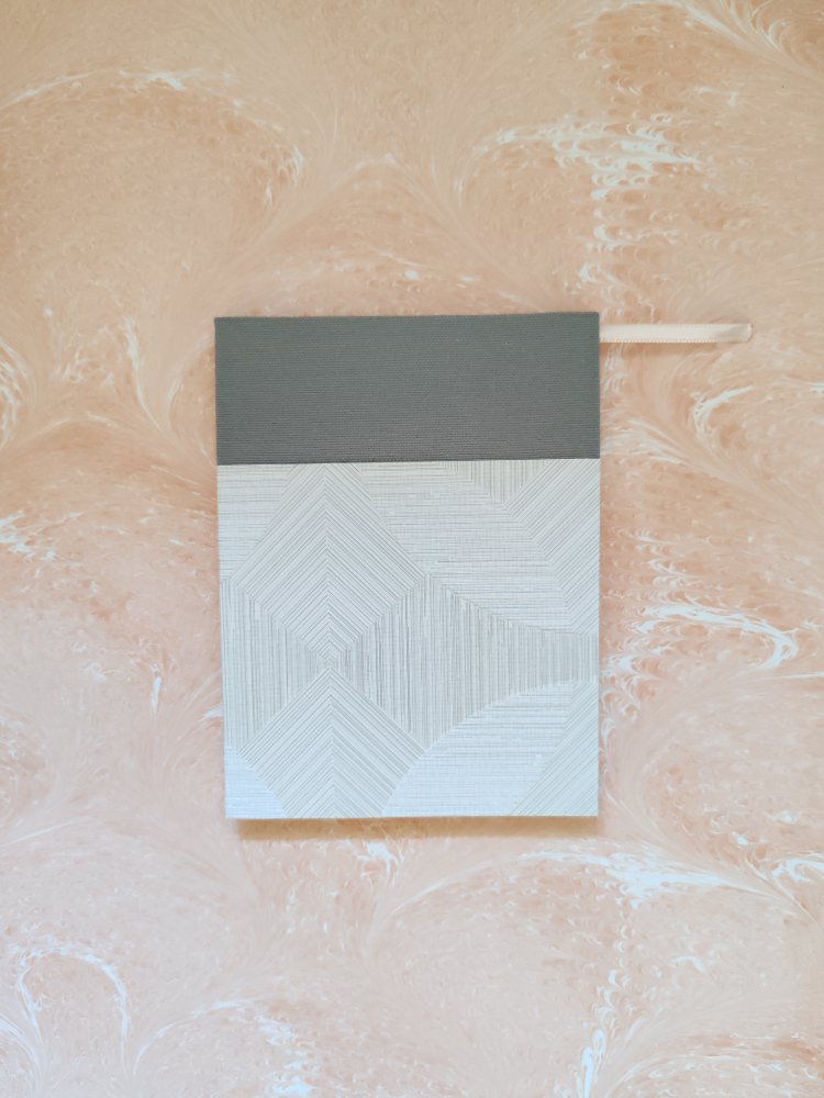 Geometrik Sketchbook No. 3 (A Fold-Back) \wabi-sabi