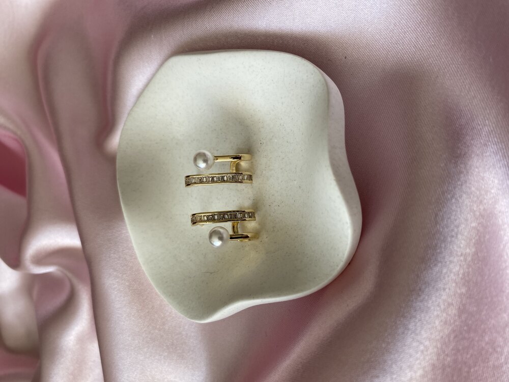 Çelik incili gold küpe