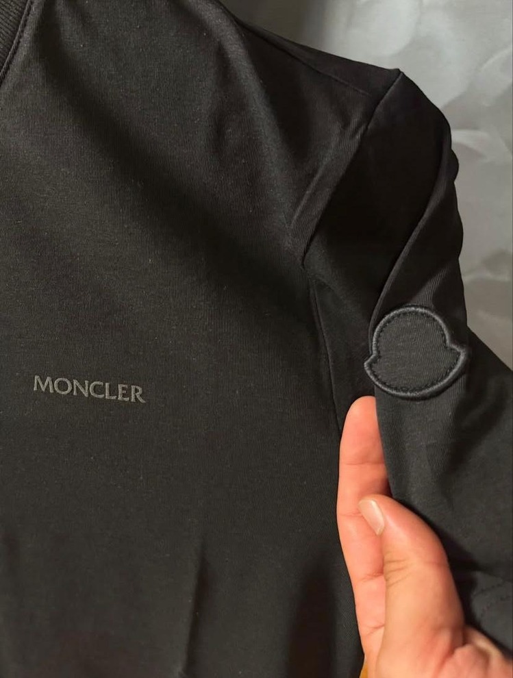 Moncler T-Shirt