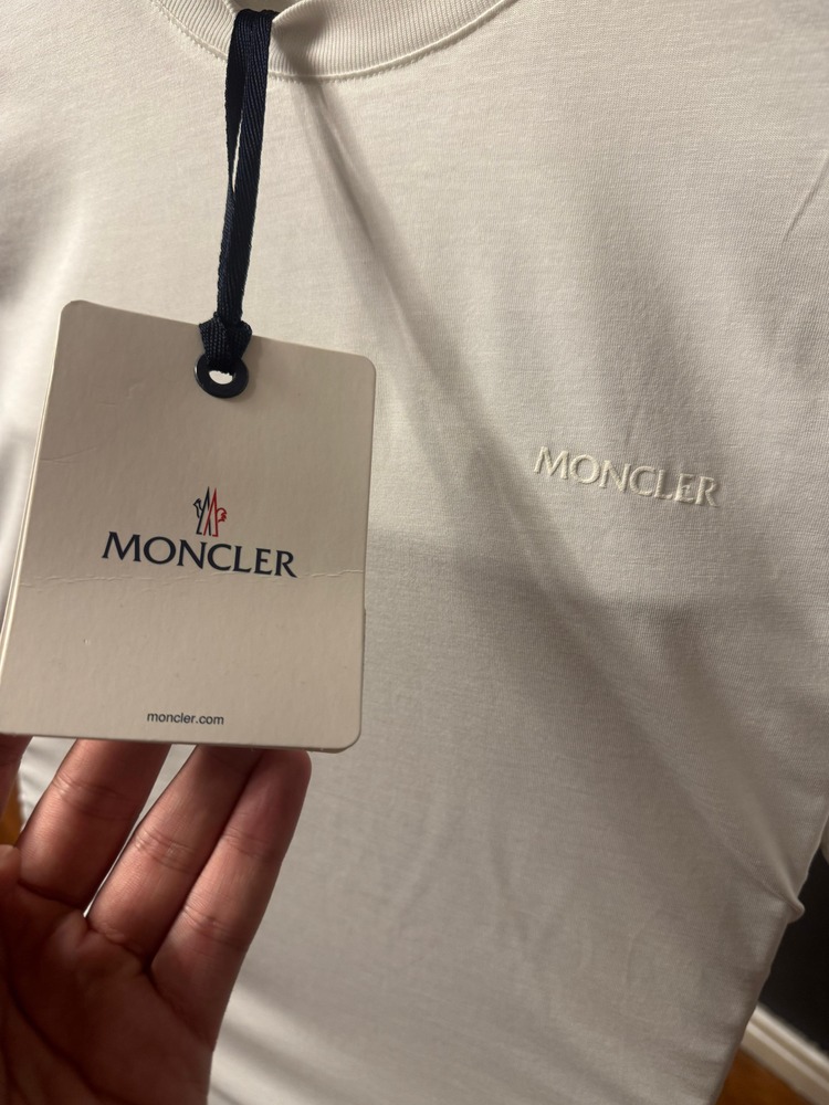 Moncler T-Shirt