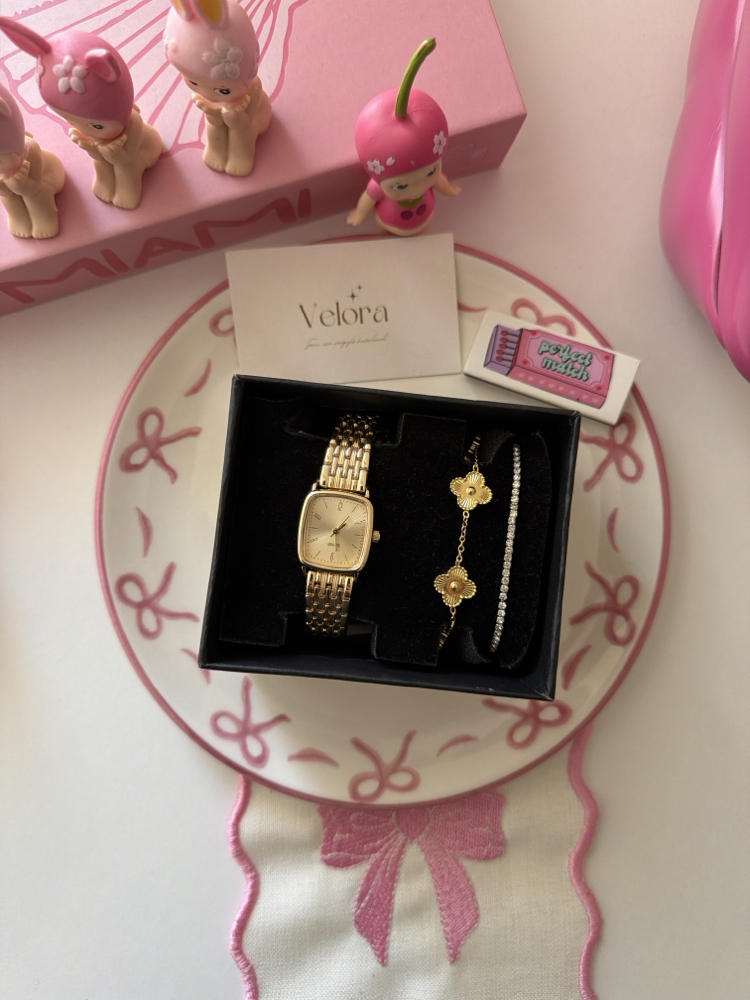 Gold içi gold kare set