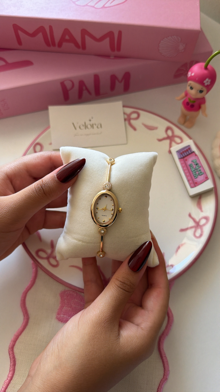 Gold vintage saat