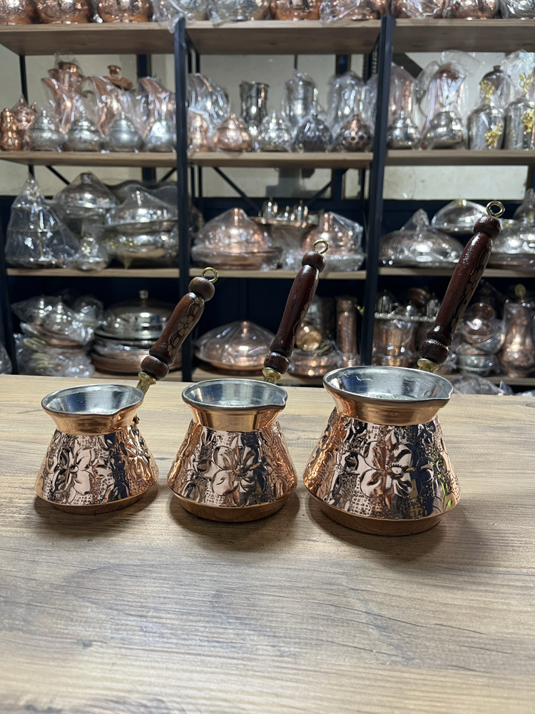 Kabartma Nakışlı Bakır Cezve Seti