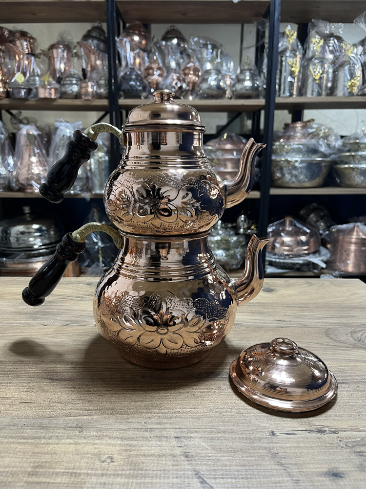 Ortası Nakışlı Dövme Bakır Çaydanlık No:3 