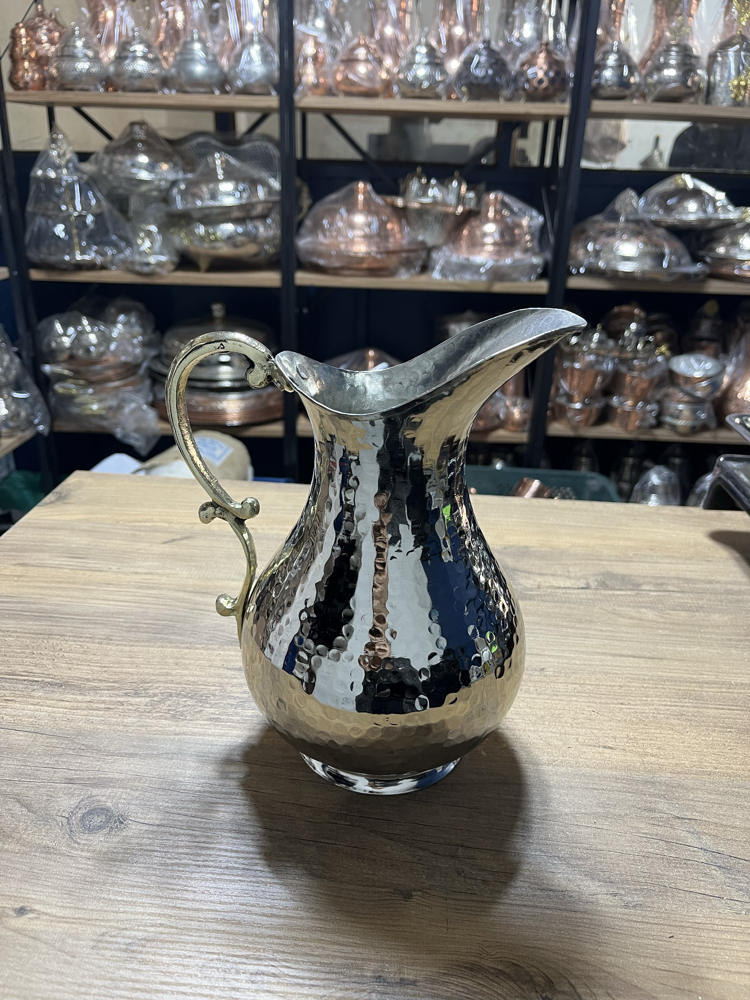 Pirinç Kulplu Dövme Bakır Sürahi