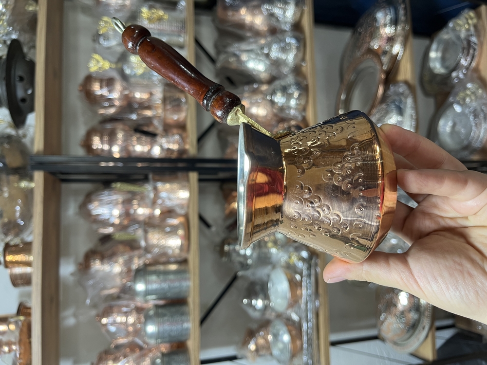 Üzüm Desenli Bakır Cezve
