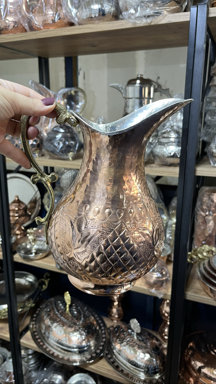 Lale Motifli Bakır Sürahi