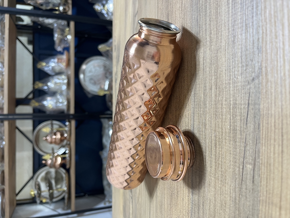 Piramit Model Bakır Matara