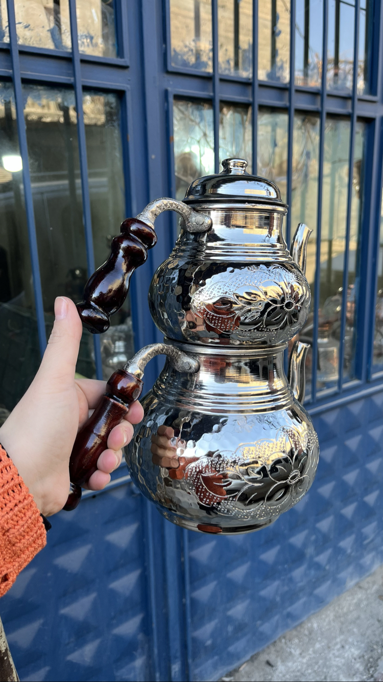 Ortası Nakışlı Nikelli Dövme Bakır Çaydanlık No:3