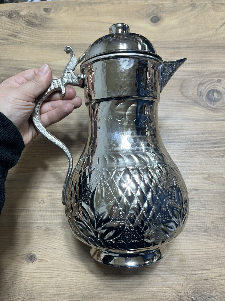 Lale Desenli Kapaklı Bakır Sürahi 