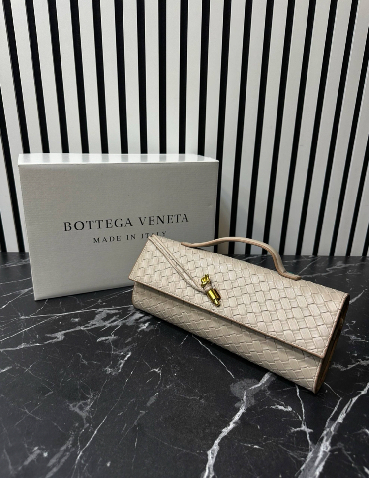 Bottega Veneta