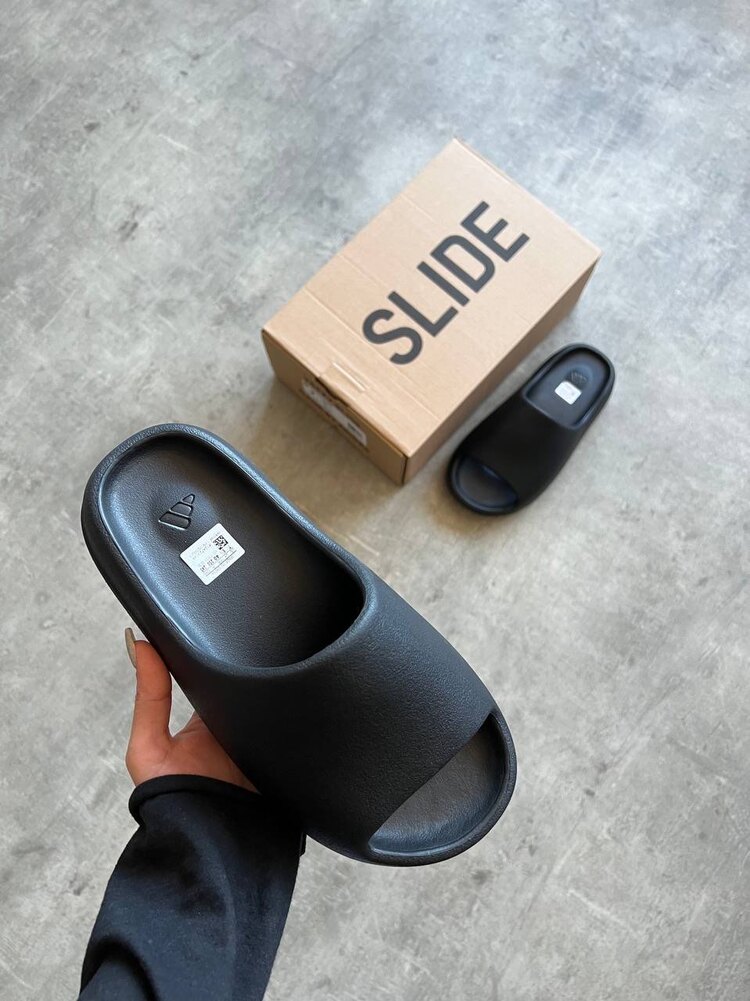Adidas Yeezy Slide Black