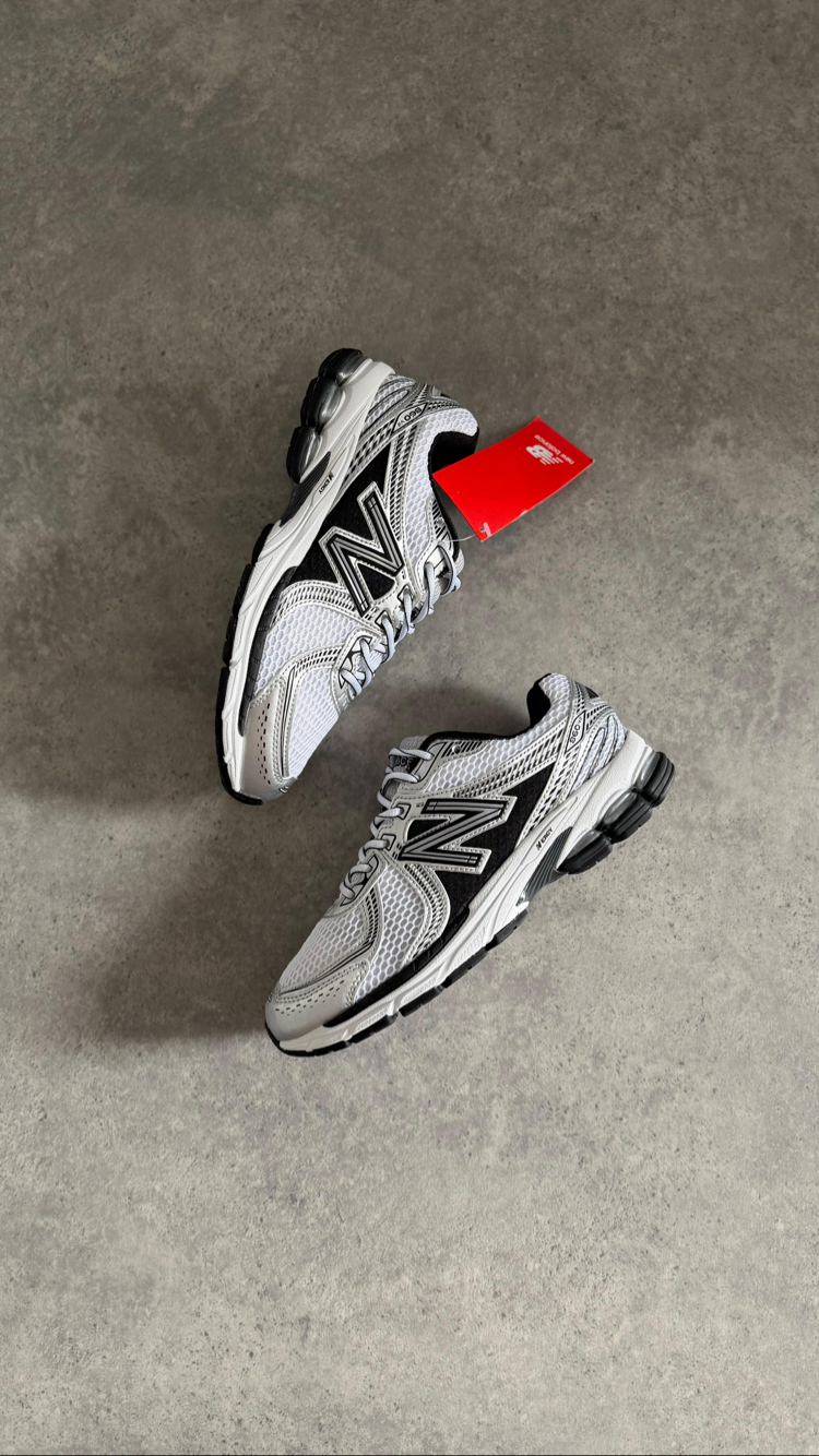 New Balance 860v2 Black White Silver