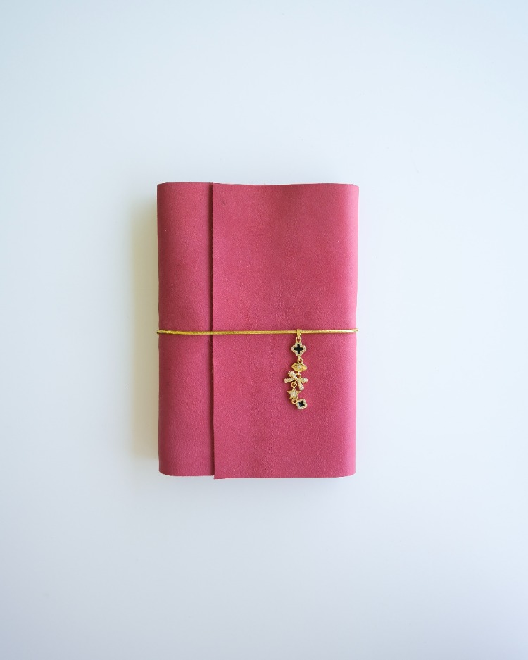 Hollywood Barbie (A6+ Trifold)
