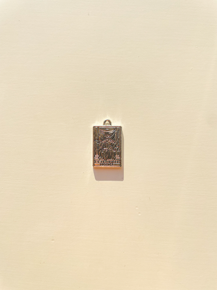 Justice Tarot Kart Journal Charm