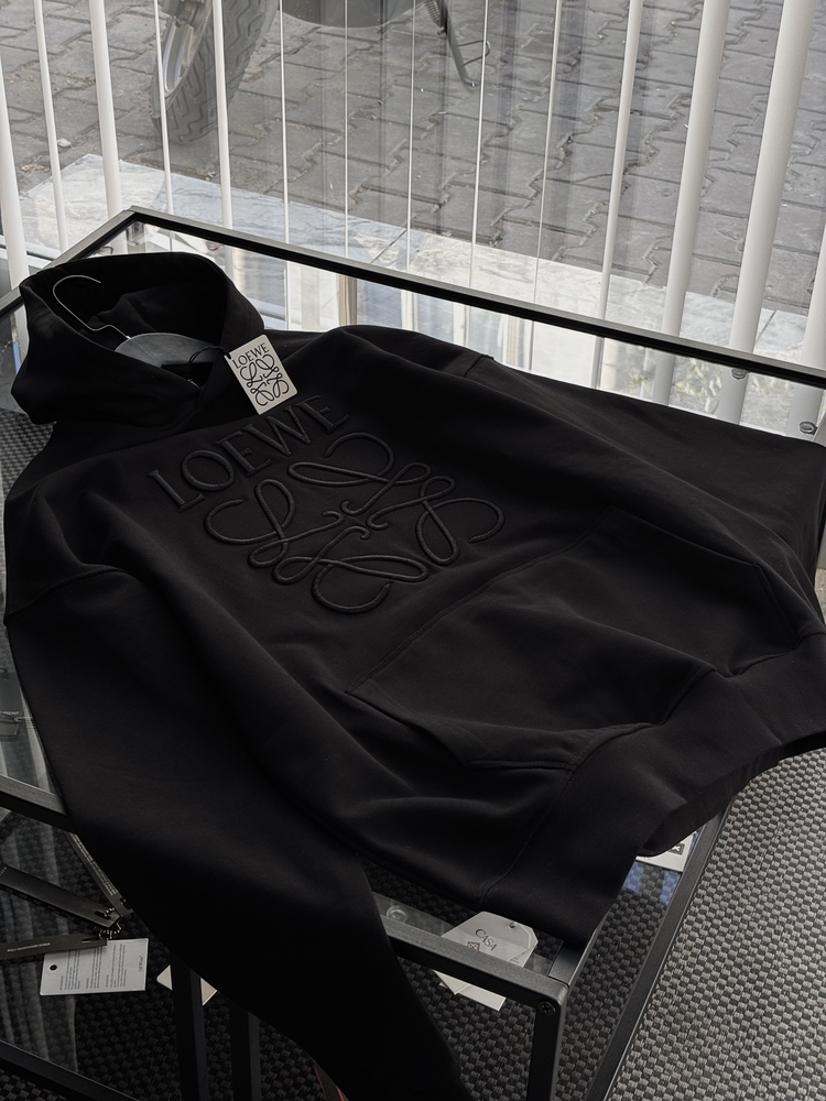 LEOWE Premium Hoodie