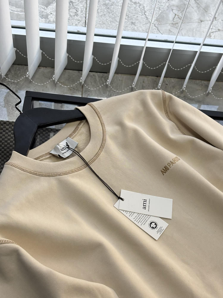 AMI Premium Sweat