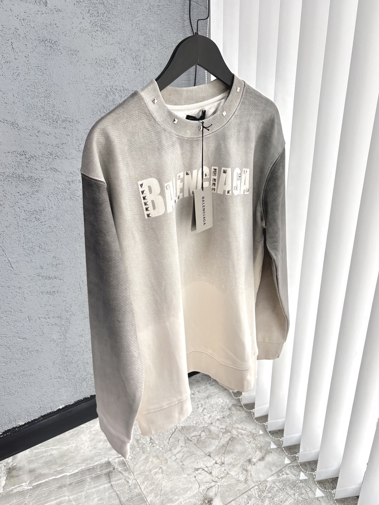 BALENCIAGA Premium Sweatshirt
