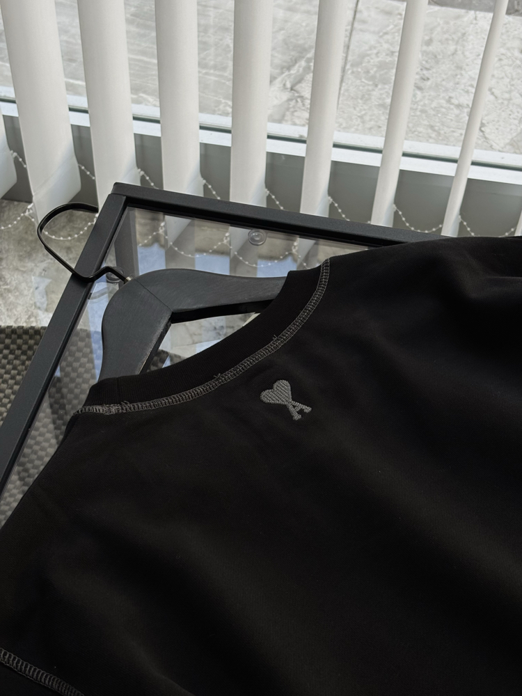 AMI Premium Sweat
