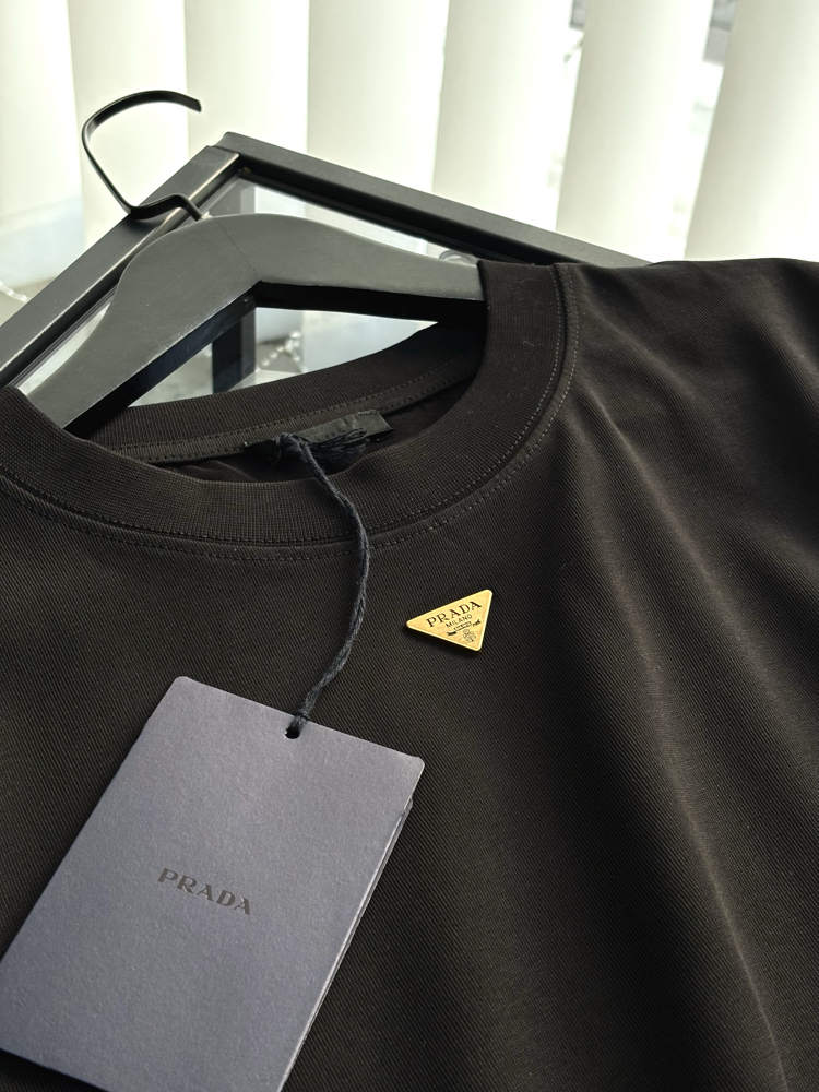PRADA Premium Tshirt