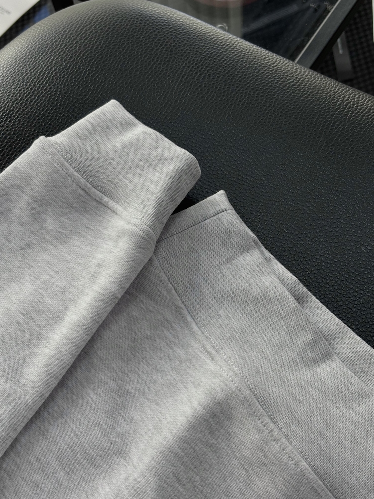 AMI Premium Sweat