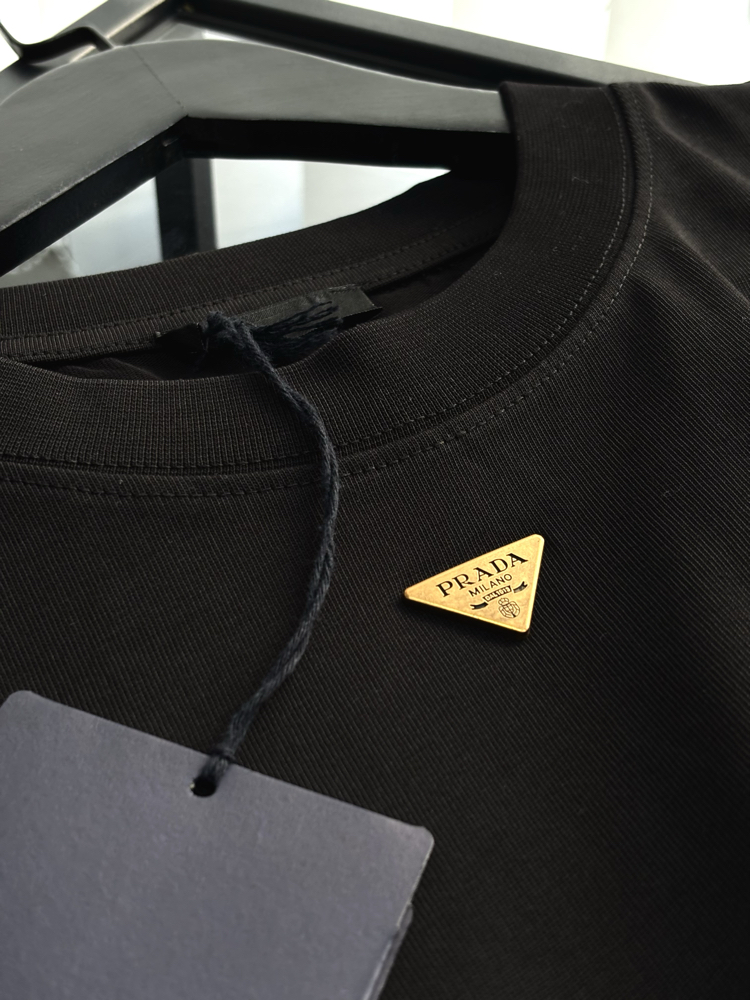 PRADA Premium Tshirt