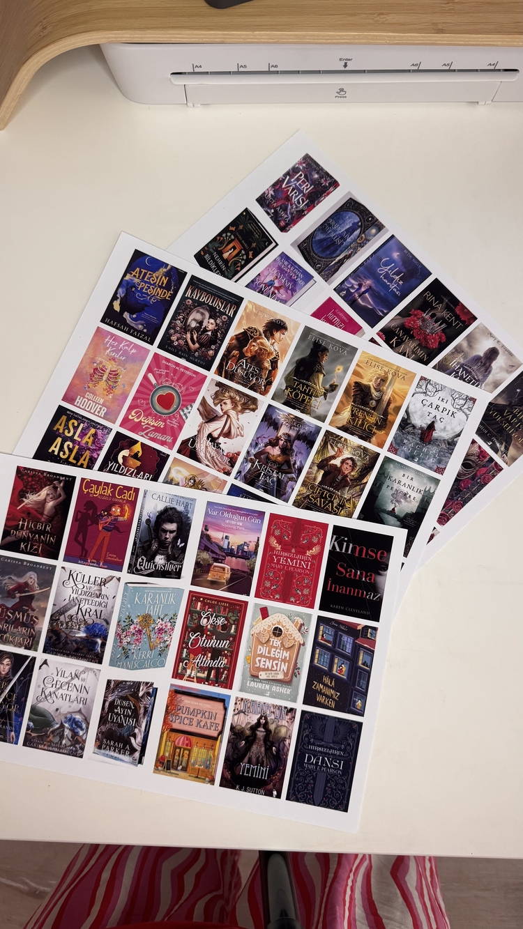 3 sayfa mini kitap kapağı ( istenilen kitaplar gonderilecektir )