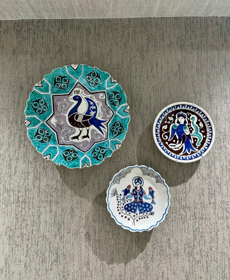 Tavus Kuşu Çini Sanatı