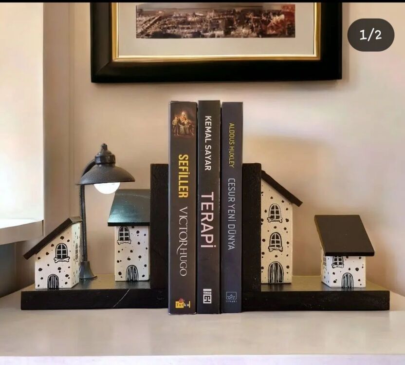 ışıklı kitap tutacağı