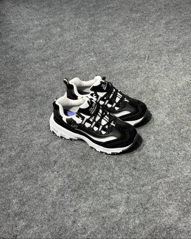 Elite Black and white
