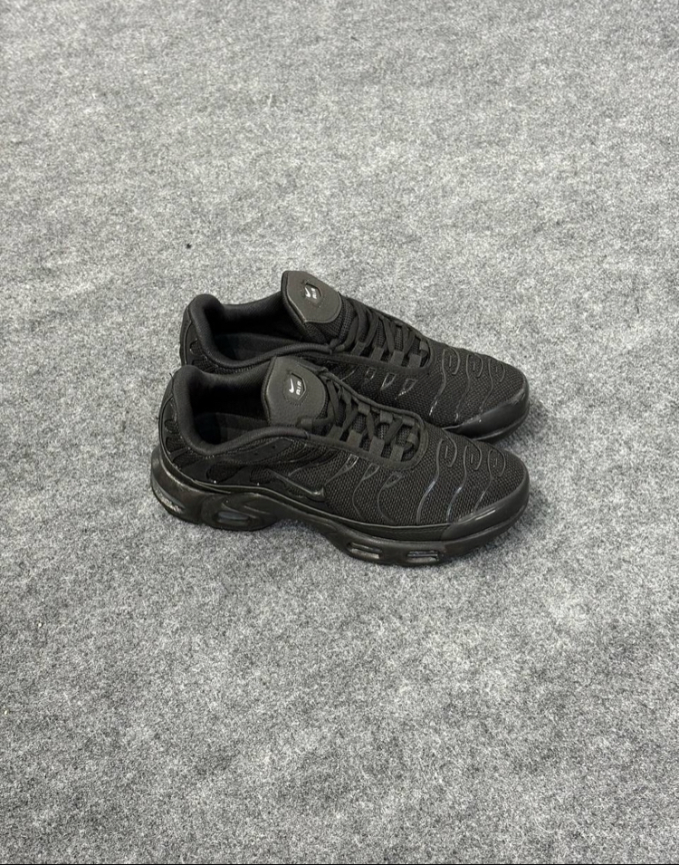 TN ALL BLACK