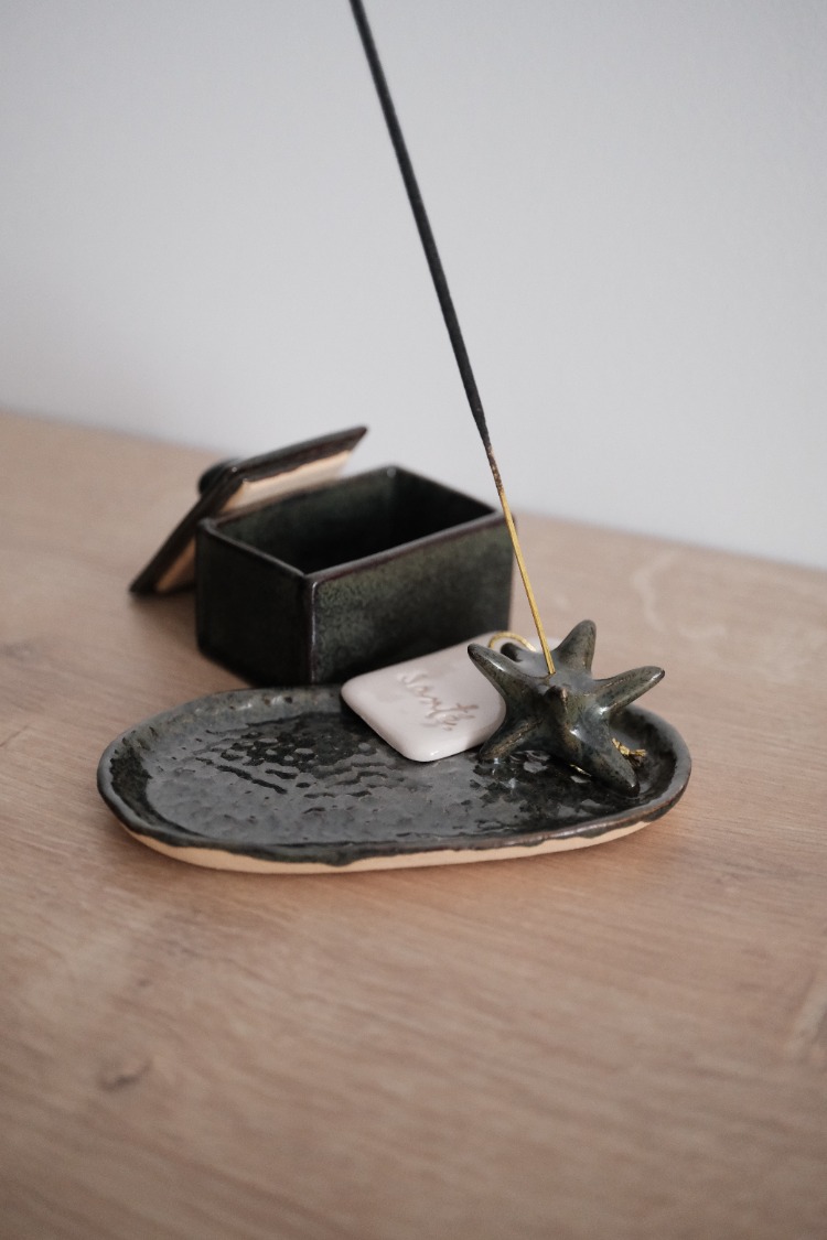 Noir Incense Holder Set