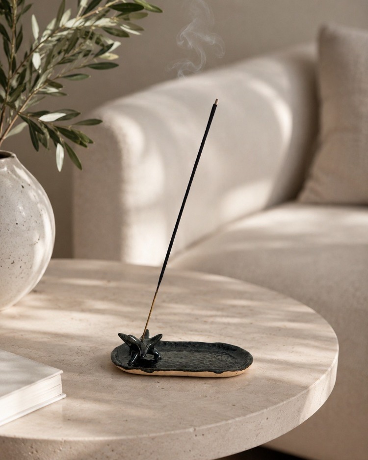Noir Incense Holder Set