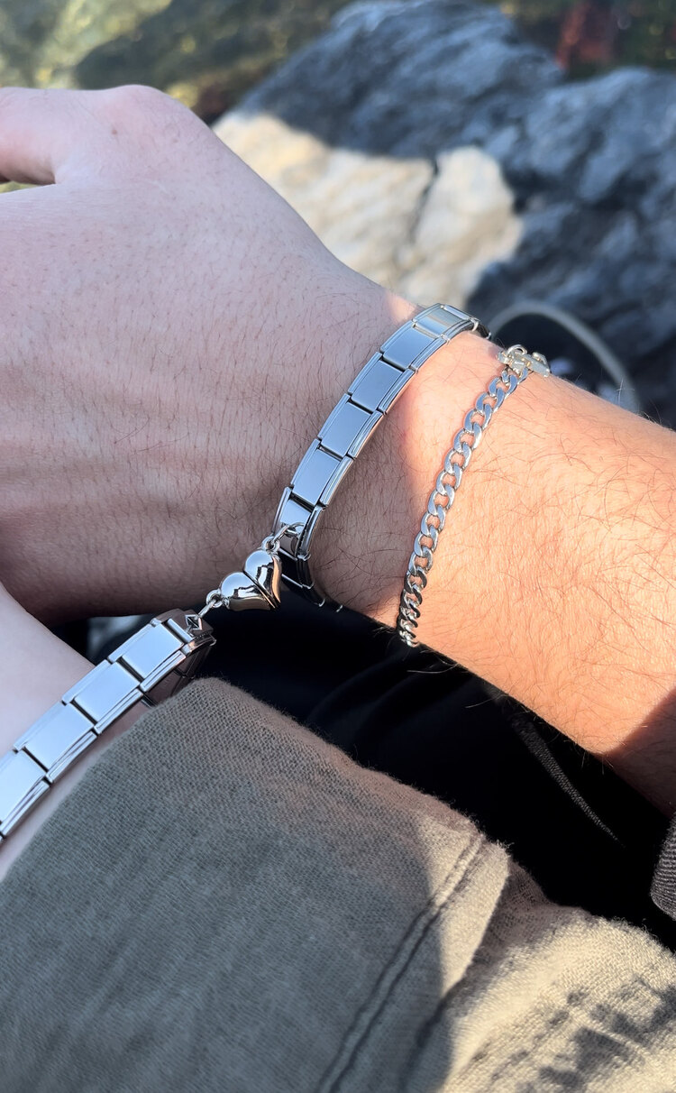 Silver Mıknatıslı Kalpli Sevgili Bileklik 