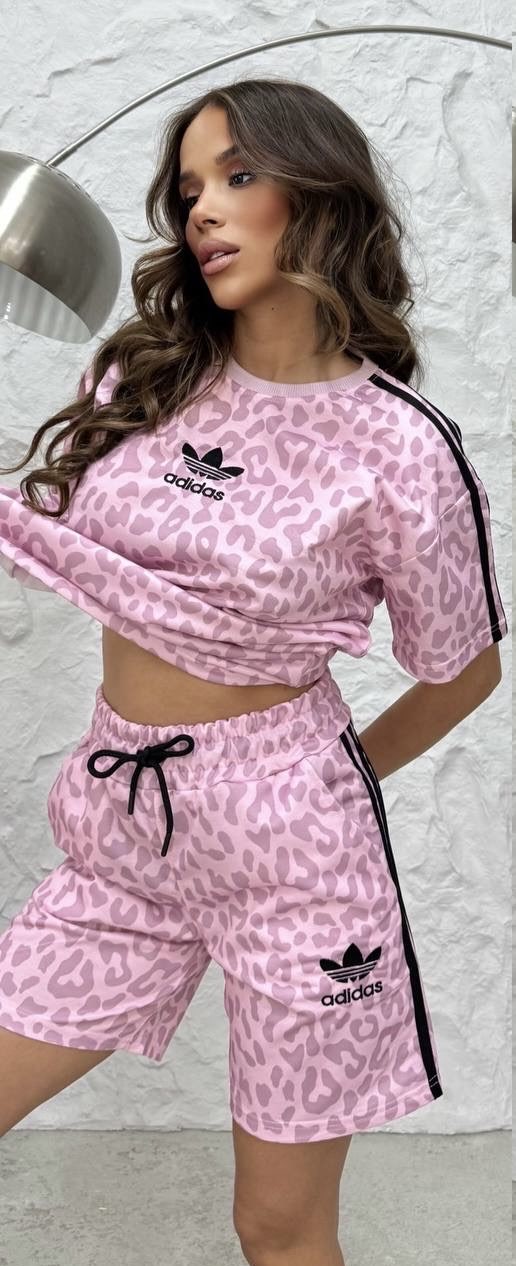 Leopar şortlu takım