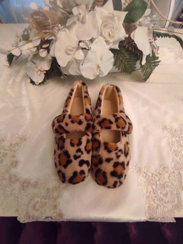 leopar desenli peluş ev babeti 